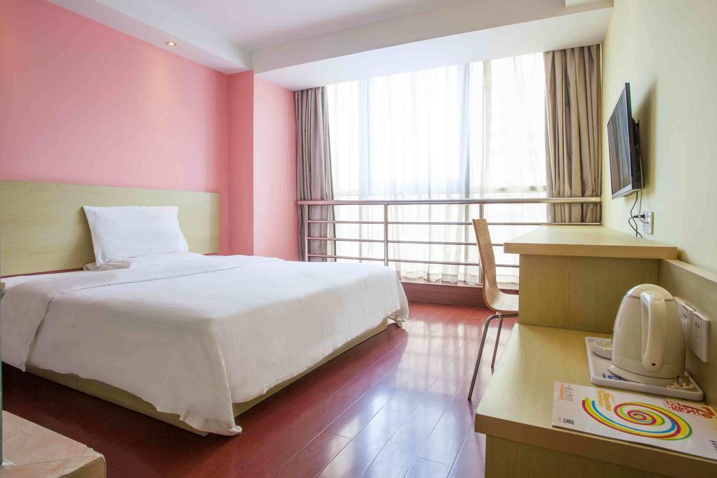 7Days Inn Changsha Jingwanzi International Furniture Square Quarto foto